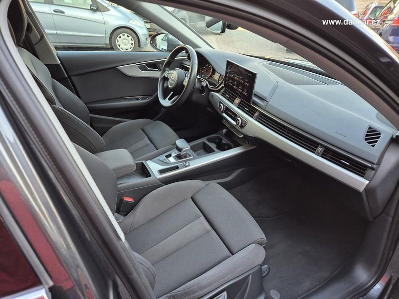 Audi A4 Avant (2020) 2.0TDi 120KW FullLed S-line    - fotka 40 z 58