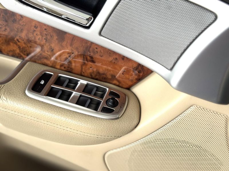 Jaguar XF 2,2d 147kW*AUT*Navi*Kamera - fotka 27 z 34