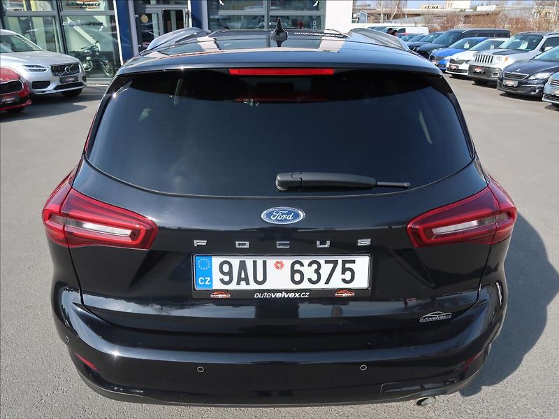 Ford Focus 1,5 EcoBlue,85kW,Titanium,1maj - fotka 8 z 27