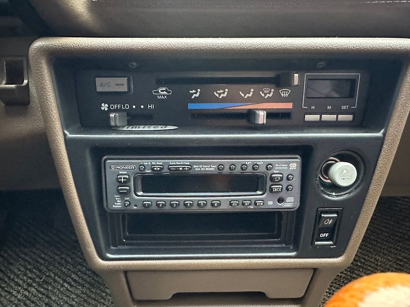 Toyota Celica 2.0 16V GT-i/Klima/TwinCam - fotka 27 z 28
