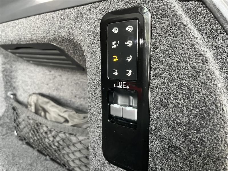 Land Rover Range Rover (2026) 4,4 P540 V8 AUTOBIOGRAPHY SWB - fotka 7 z 44