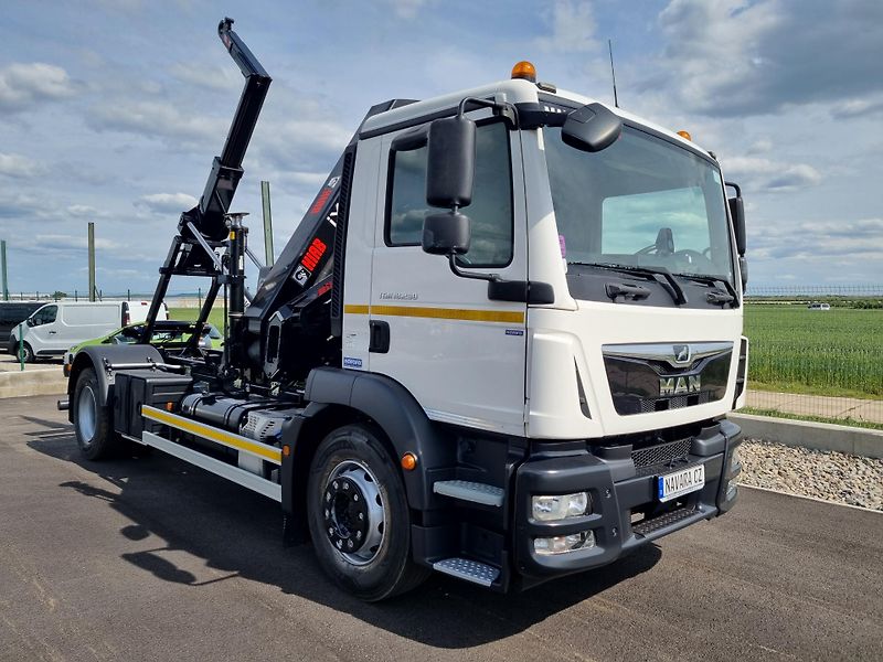 MAN TGM 18.290 HIAB 158 A KONTEJNER - fotka 5 z 9