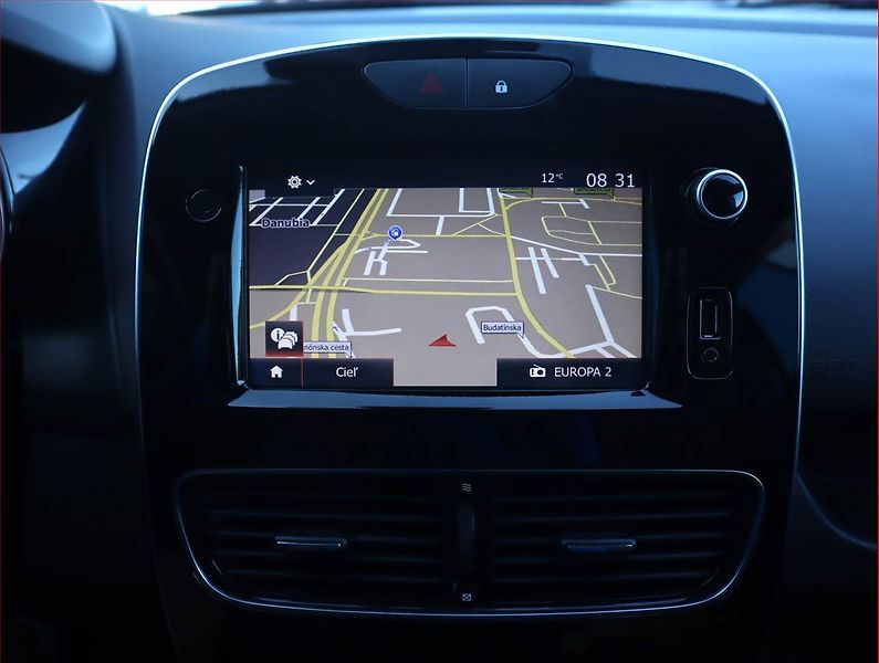 Renault Clio (2017) 0.9 TCe, Navi, Tempomat - fotka 13 z 19
