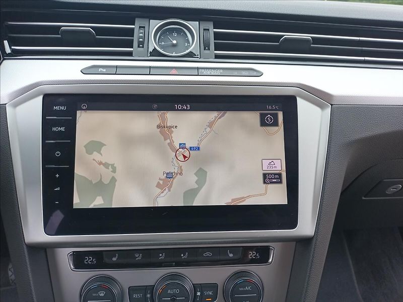 Volkswagen Passat 2,0 TDI,110kw,LED,SERVIS,TAŽNÉ - fotka 38 z 49