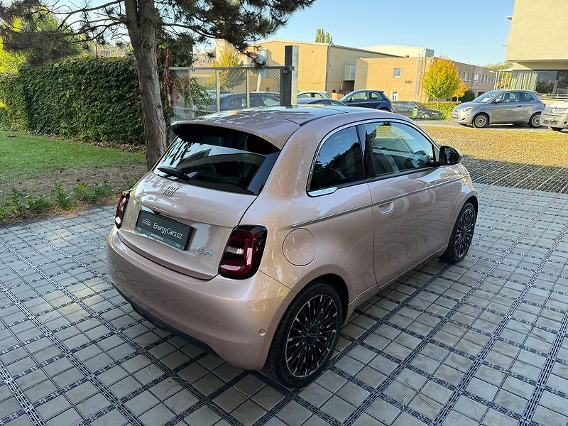 Fiat 500 LaPrima 42 kWh JBL Panorama - fotka 35 z 37