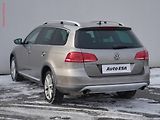 Volkswagen Passat (2013) 2.0 TDi 4x4, ČR, DSG, kůže - náhled 6