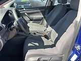 Volkswagen Golf (2005) 1.4i, AC, výhřev sed - náhled 9