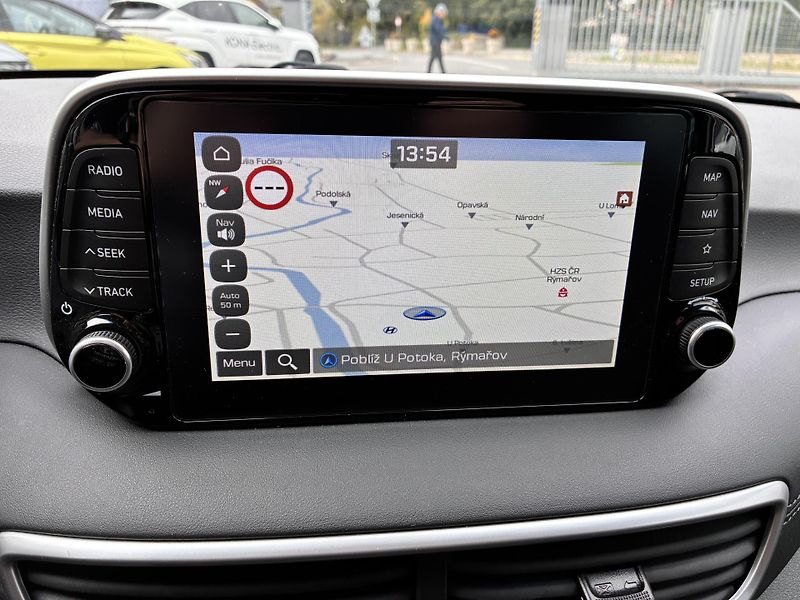 Hyundai Tucson 1.6T-GDI 130kW REZERVACE - fotka 21 z 40
