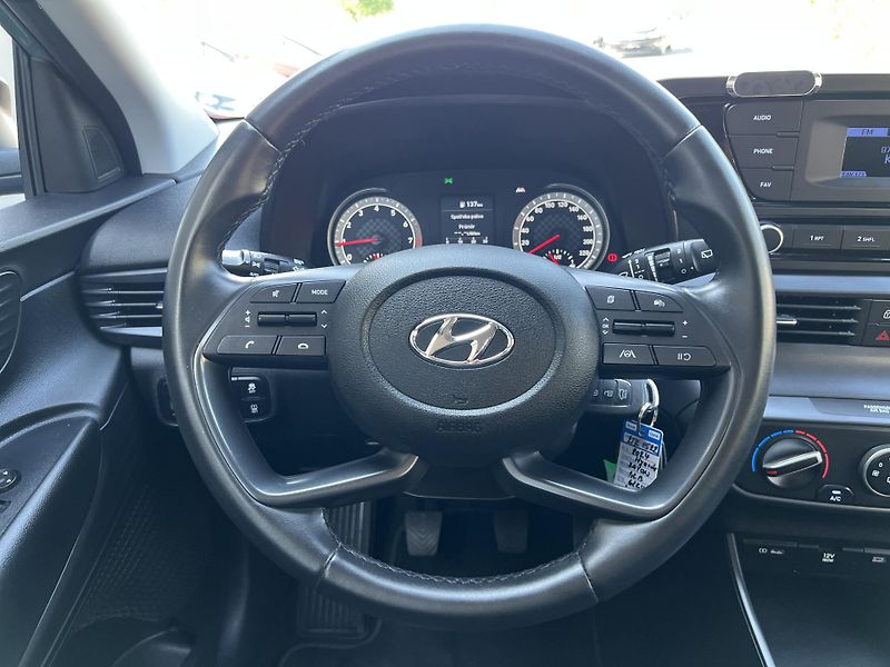 Hyundai Bayon 1.2i Comfor 1.Maj ČR DPH Klima - fotka 15 z 40