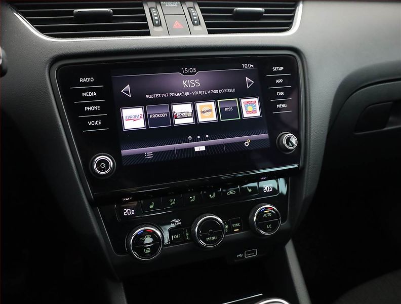Škoda Octavia (2018) 2.0 TDI, Tempomat - fotka 10 z 20