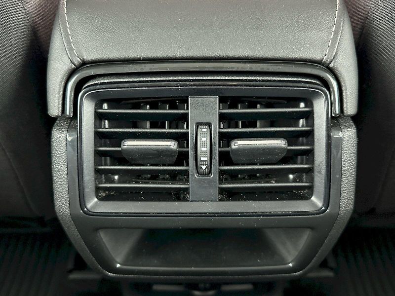 Škoda Karoq (2024) DSG 1.5TSI 110kW Selection Fre - fotka 23 z 28