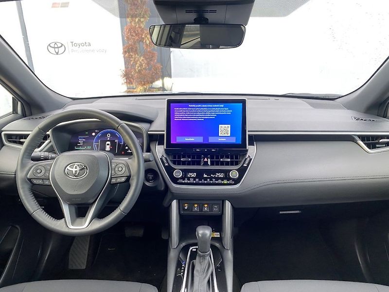 Toyota Corolla Cross 1.8HEV, ČR, Style Tech, záruka - fotka 10 z 18