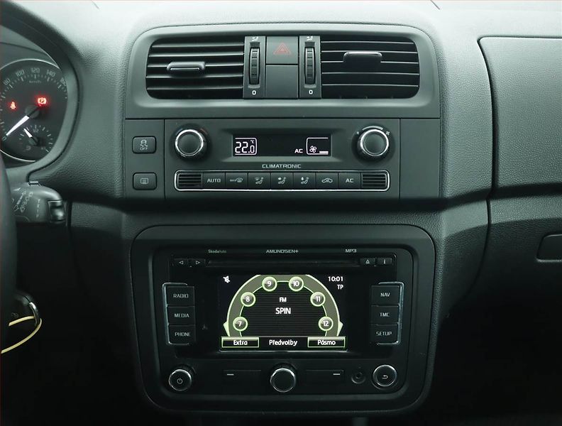 Škoda Fabia (2011) Ambiente 1.2 TSI, Serv.kniha - fotka 12 z 15
