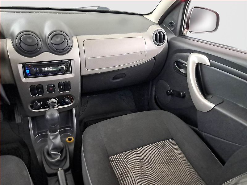 Dacia Sandero (2010) 1.2 16V, po STK, jezdí výborně - fotka 8 z 13