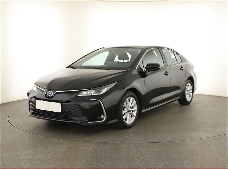Toyota Corolla (2025) 1.8 Hybrid - fotka 2 z 16