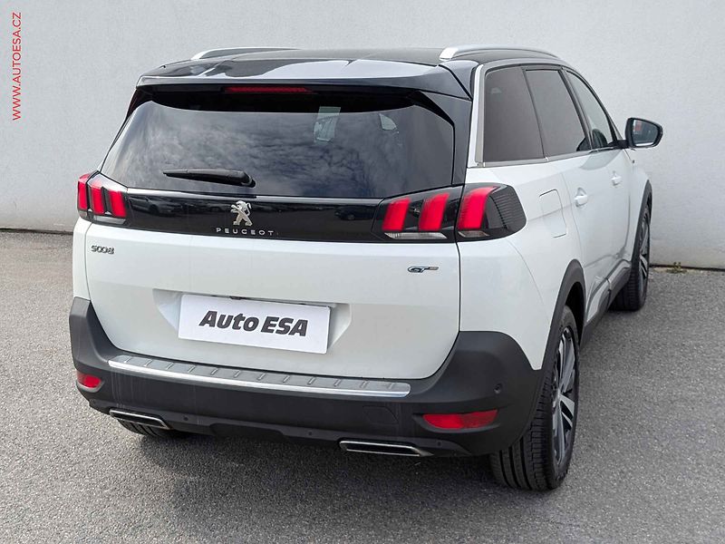 Peugeot 5008 (2018) 2.0HDi 7míst, ČR, AT, LED - fotka 4 z 15