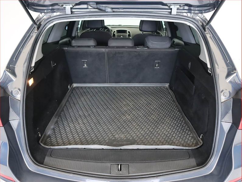 Opel Astra (2014) 1.7 CDTI, Serv.kniha, Tempomat - fotka 14 z 16