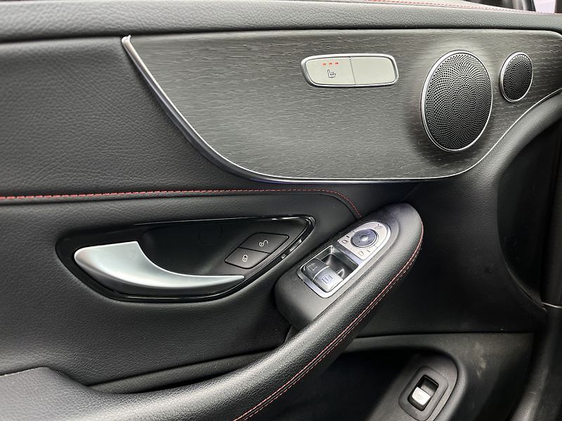 Mercedes-Benz Třídy C 43 AMG 4MATIC Coupé - fotka 12 z 17