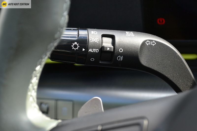 Hyundai Kona ELECTRIC EV 150KW  PREMIUM PAN - fotka 57 z 75