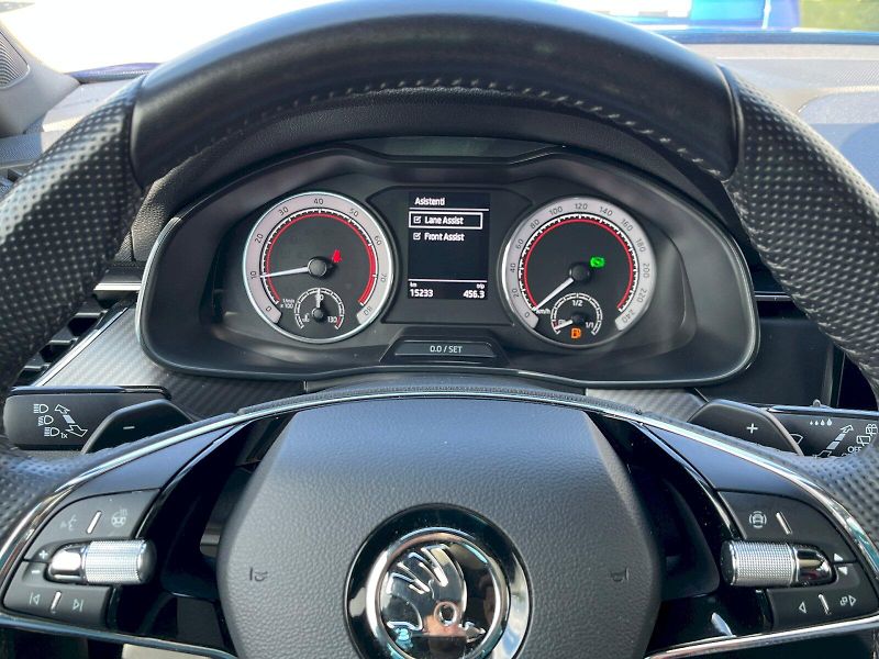 Škoda Kamiq (2023) 1.0 TSI 81 kW Monte Carlo DSG - fotka 8 z 32