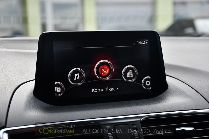 Mazda 3 2.0 SkyActiv-G120 REVOLUTION - fotka 31 z 52