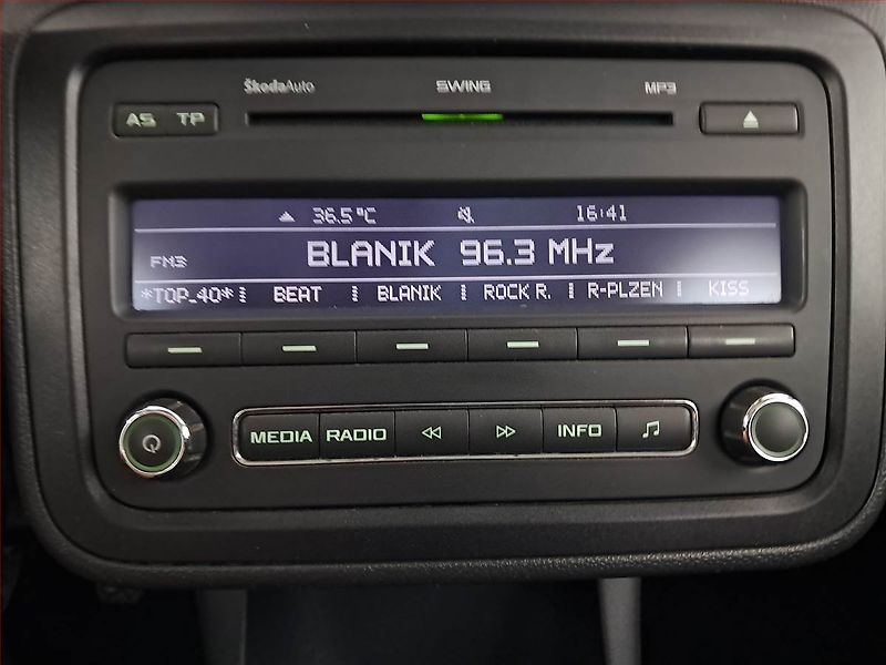 Škoda Roomster (2010) 1.6 TDI, Serv.kniha, Tažné - fotka 13 z 18