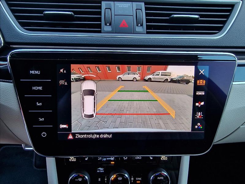 Škoda Superb 2.0TDI 140kW DSG 4x4 L&K ,ČR - fotka 26 z 50