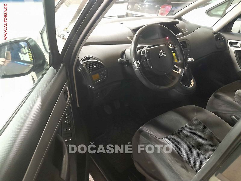 Citroën C4 Picasso (2010) 1.6HDi, ČR, servis.kniha - fotka 3 z 3