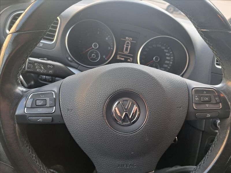 Volkswagen Golf 1,6 TDI Variant - fotka 28 z 43