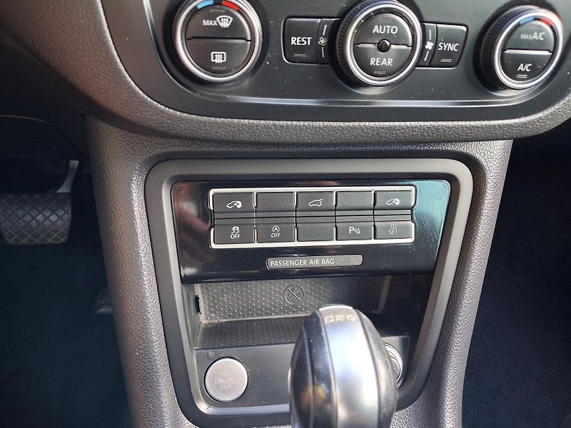 Volkswagen Sharan (2016) 2,0TDi NAVI  DSG  BEZ KOROZE ! - fotka 24 z 39