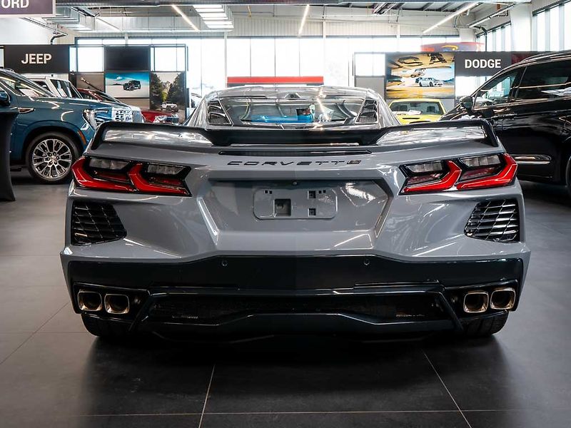 Chevrolet Corvette (2024) 6.2 Stingray C8 3LT Z51 Coupe - fotka 4 z 39