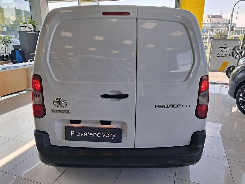 Toyota ProAce 1.5D 75kW 2024 - fotka 5 z 12