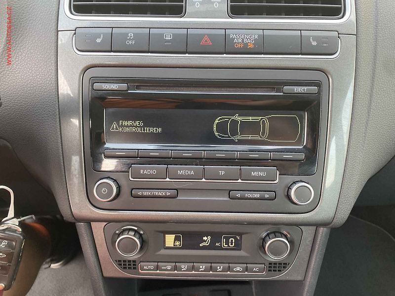 Volkswagen Polo (2014) 1.2 TSi, STK6/28 - fotka 16 z 17