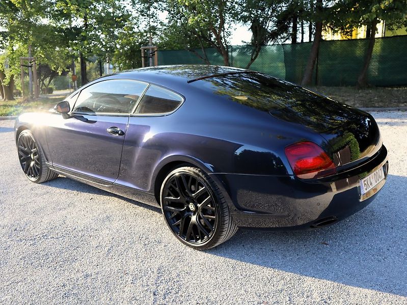 Bentley Continental GT (2004) - fotka 3 z 42