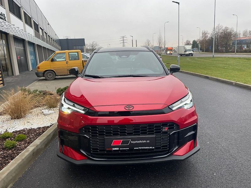 Toyota Corolla Cross 2.0 Hybrid 4x4 GR SPORT - fotka 27 z 27