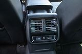 Volkswagen Passat 2.0 TDI DSG R-Line / 110kW / A - náhled 20