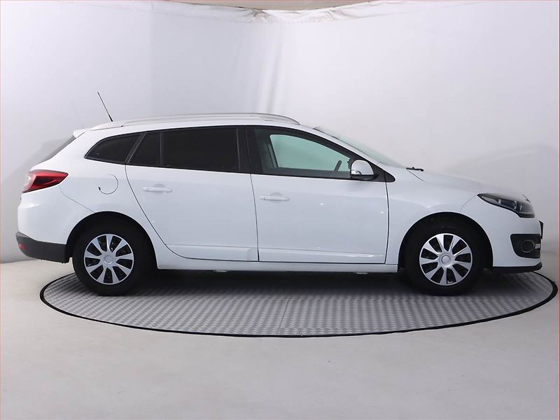 Renault Mégane (2016) 1.5 dCi, Navi, Tempomat - fotka 6 z 16