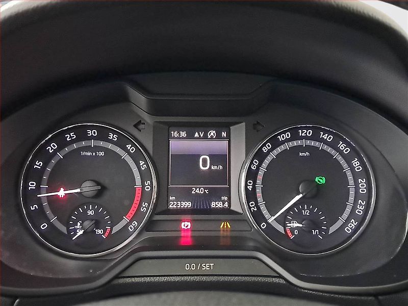 Škoda Octavia (2016) Scout 2.0 TDI, 4X4, Automat - fotka 11 z 18