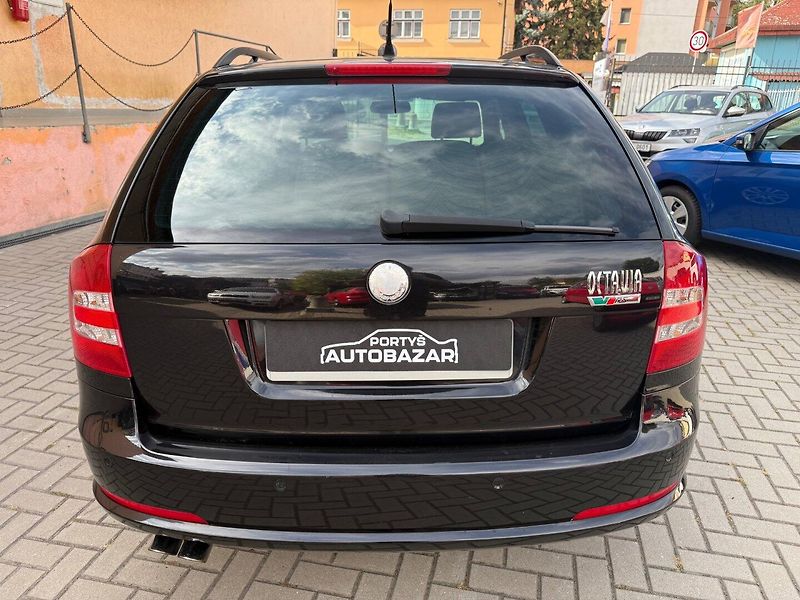 Škoda Octavia (2008) 2.0 TDI RS DSG ! CR ! - fotka 3 z 20