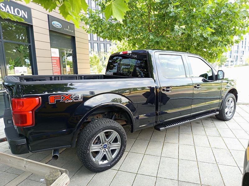 Ford F-150 Lariat FX4, u majitele - fotka 2 z 21