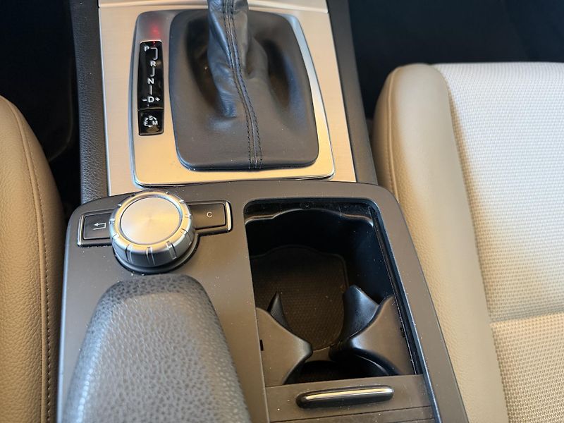 Mercedes-Benz Třídy C 350 CDI AVANTGARDE - fotka 16 z 27