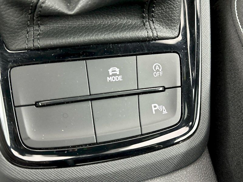 Škoda Kamiq (2025) DSG 1.0TSI 85kW Monte Carlo - fotka 24 z 33