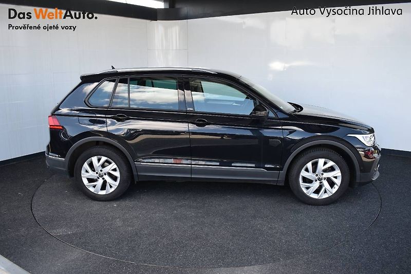 Volkswagen Tiguan (2023) 1.5TSI 5let záruka,manuál - fotka 9 z 24
