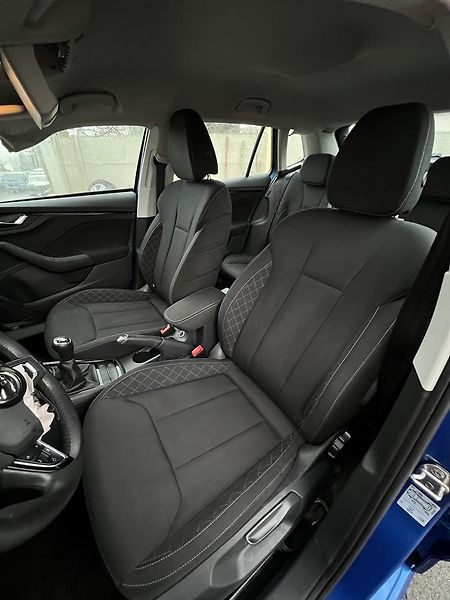 Škoda Kamiq 1.0 TSI 85kW - fotka 12 z 14