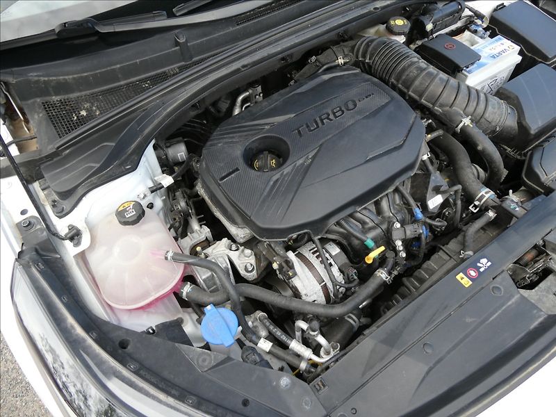 Kia ProCeed 1,6 T-GDI 150kW GT ZÁRUKA - fotka 40 z 50