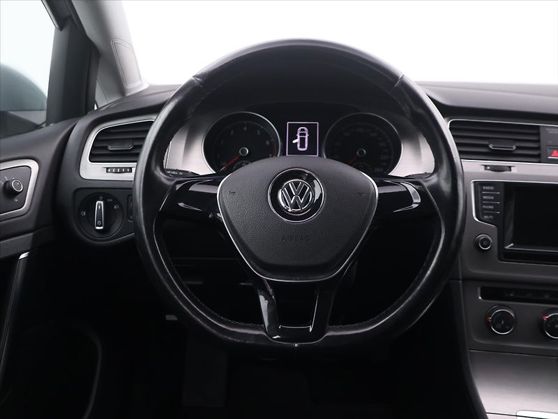Volkswagen Golf 1,4 TSI 110kW Comfortline 1Maj - fotka 14 z 30