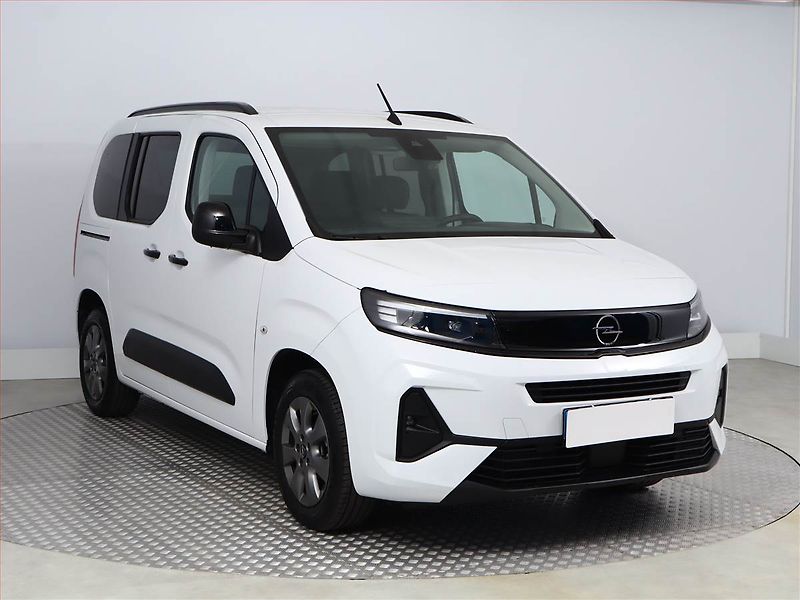 Opel Combo (2025) Edition 1.2 Turbo, 3Místa, ČR - fotografie inzerátu
