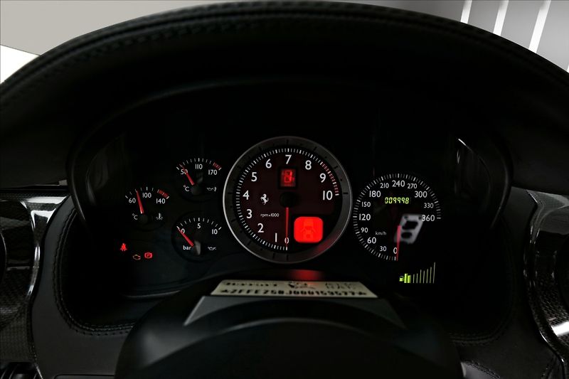 Ferrari F430 4,3 F1 V8 - fotka 14 z 18