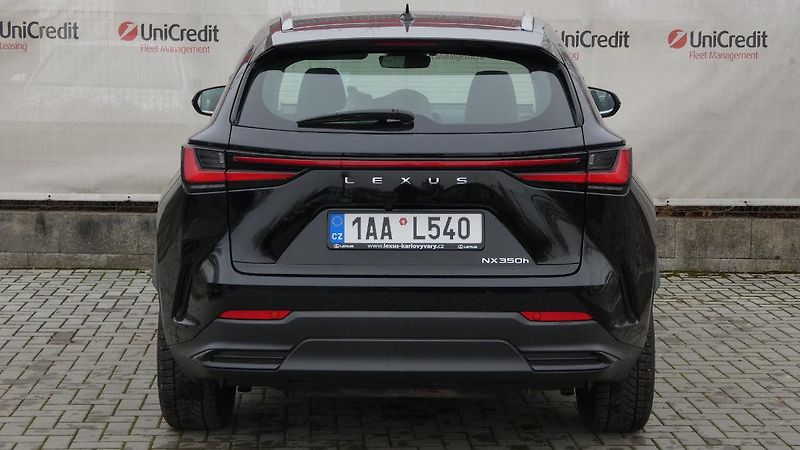 Lexus NX 350h 2.5 E-CVT Comfort Top - fotka 4 z 21