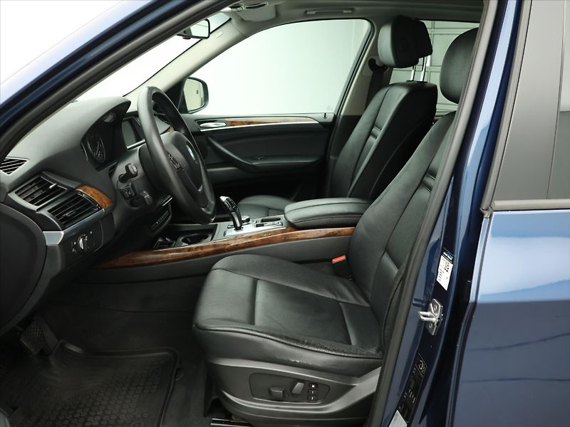 BMW X5 3,0 D 180KW PANORAMA TAŽNÉ - fotka 11 z 29